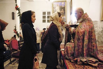 المسيح في ايران ااا كتبها مدونة بصراحة Ethnic-armenians-irans-largest-christian-minority-on-christmas-eve